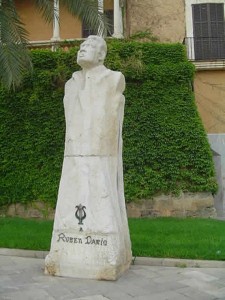 Escultura a Rubén Darío (Mallorca, España)